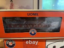 Lionel Polar Express Trains, Locomotive and Tender, 2 Pass Cars, Observation Car