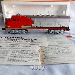 Lionel Santa Fe F3 6-8652 Southern Pcific 6-9821 Stroth Reefer Car 6-9807 NIB 70