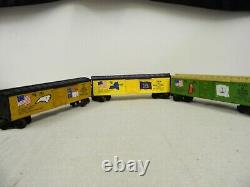 Lionel Spirit Of 76 Train Set, 13 Box Cars, Locomotive, And Caboose, Boxed