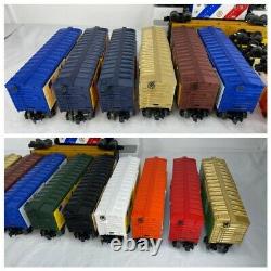 Lionel Spirit Of 76 Train Set, 13 Box Cars, Locomotive, And Caboose, Boxed C8-c9