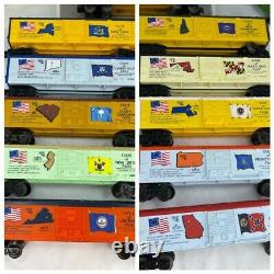 Lionel Spirit Of 76 Train Set, 13 Box Cars, Locomotive, And Caboose, Boxed C8-c9