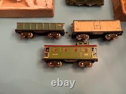 Lionel Standard Gauge Set Box #347, #8e Loco, #512, #514, #517 Cars