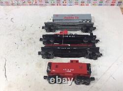 Lionel Steam Engine 8141 and 4 Freight Car