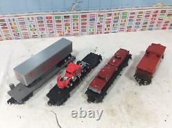 Lionel Steam Engine 8141 and 4 Freight Car