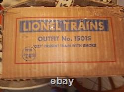 Lionel Train Set 1950's BOXED #1501S Locomotive withSmoke, Tender, 3 Cars & Xtra