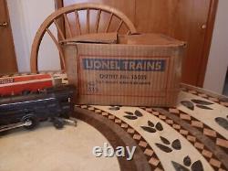 Lionel Train Set 1950's BOXED #1501S Locomotive withSmoke, Tender, 3 Cars & Xtra