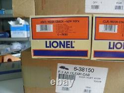 Lionel Train Set F3aa Clear 6-38151 & 38152 Plus Three Cars