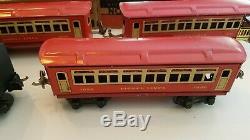 Lionel Trains, 1668 1689T & 1690 cars (2), and 1691 Prewar passenger cars, box