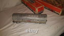 Lionel Vintage O gauge Train Set Postwar 2343 Locomotive with 4 Passenger cars