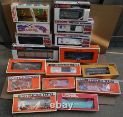 Lot Of 16 Vintage Collectible Lionel Train Cars