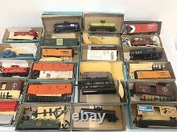 Lot of 23 -Vintage HO Gauge Trains Locomotives Cars Tracks Atlas Ahearn Tyco