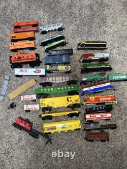 Lot of 31 HO & O Gauge Locomotives And Train Cars, Lionel, AHM, And Tyco