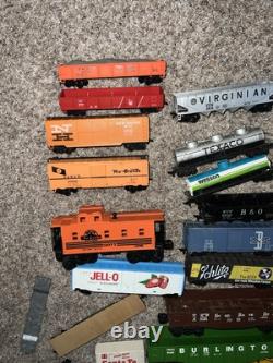 Lot of 31 HO & O Gauge Locomotives And Train Cars, Lionel, AHM, And Tyco