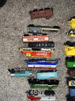 Lot of 31 HO & O Gauge Locomotives And Train Cars, Lionel, AHM, And Tyco