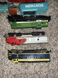 Lot of 31 HO & O Gauge Locomotives And Train Cars, Lionel, AHM, And Tyco