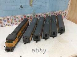 M. T. H. Union Pacific Diesel Engine Set 5 Passenger Cars