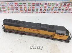 M. T. H. Union Pacific Diesel Engine Set 5 Passenger Cars