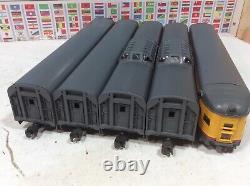 M. T. H. Union Pacific Diesel Engine Set 5 Passenger Cars