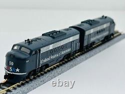 MICRO TRAINS #98701501 LOT of 2 N Scale EMD FT LOCOMOTIVES USA STATE CARS