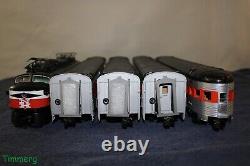 MTH Premier 20-5666-1 New Haven EP-5 Electric Locomotive with4 Passenger Cars