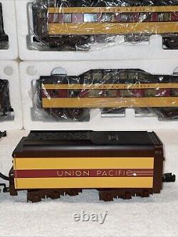 MTH Rail King 4-6-2 Union Pacific Forty-Niner Steam Engine With 6 Passenger Cars