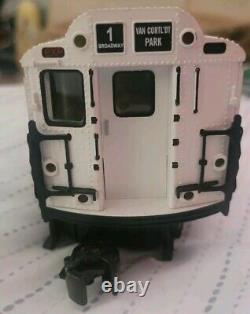 MTH Rail King R-12 Car Subway Car. White # 5871 Unpowered