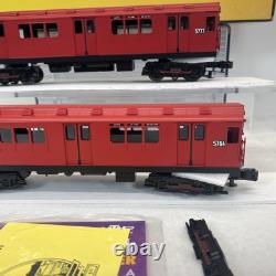 MTH RailKing 30-2727-3 MTA Red R-12 Non-Powered 2-Car Subway Add On Set O Used