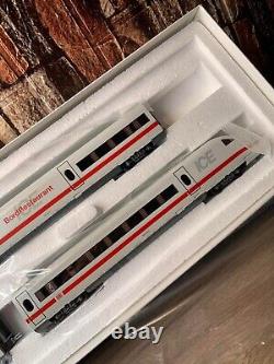 Marklin HO/AC/Digital 36712 Start up ICE 2 Class 402 Powered Rail Car Train