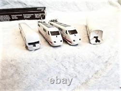 Marklin Mini-Club Z 8871 ICE self-propelled pass train w two powered cars-ln wb
