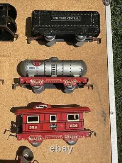 Marx Commodore Vanderbilt Prewar Steam Locomotive Freight Car Train Set 555 553