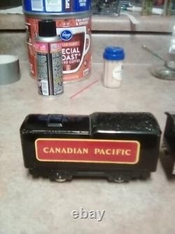Marx Trains Canadian Pacific 3000 Engine With Matching Tender