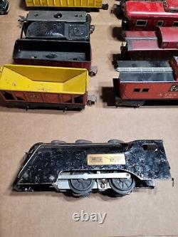 Marx Trains O Gauge Locomotive, cars, Lumar Lines Lot for parts or repair