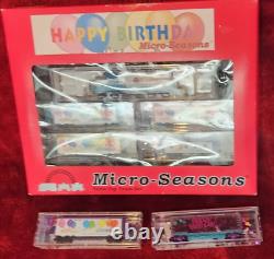Micro Train Happy birthday Micro Seasons Train Engine Set 2006 + 2 bonus cars