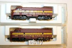 Micro-Trains Z Scale Pennsylvania PRR F7 14002-2 AA Diesels and 11 Passenger car