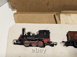 MiniTrix Electric Train Set #1902 Steam Engine Locomotive Freight Cars With Track