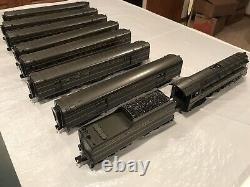 Mth 20-3325-1E C&NW Challenger Hudson Passenger Train Set With 7 Cars withRPO