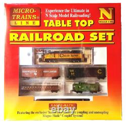 N MTL Table Top C&O Chessie GP Loco & 4-Car Freight Starter Set NIB