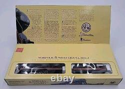 N Scale Bachmann Norfolk & Western Class J 600 Steam Engine Loco & Tender 4-8-4