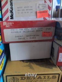 NEW Mixed Lot of 12 Boxcars Athearn Walthers Details West Robins Rails McKean