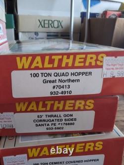 NEW Mixed Lot of 12 Boxcars Athearn Walthers Details West Robins Rails McKean