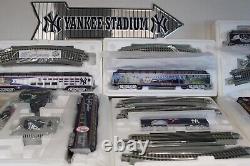 New York Yankees Hawthorne Village Train Set Bachmann HO Scale 7 Train Cars NEW