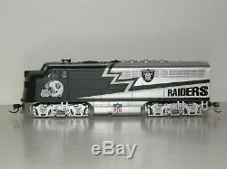 Oakland Raiders Hawthorne Village Train Set Diesel Locomotive 5 Domed Vista Cars