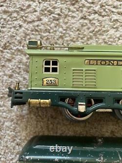 Prewar Lionel 253 Locomotive, 607 Pullman, 608 Observation Car, Train Lot