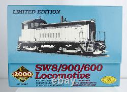 Proto 187 HO Scale Illinois Central SW8 Locomotive Model Train Car 30089