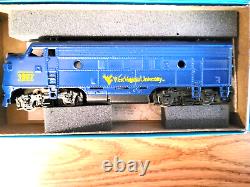 RARE West Virginia FootballMountaineers RailroadTrain Set WVU Antique Old Cars