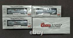 Rail King 30-1433-1 Silver Bullet Train Set O-Scale Locomotive with 3 Reefer Cars