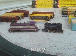 Revell Vintage HO Train Lot 2 Diesel Steam Locomotives 15 Freight Cars ACL Penn