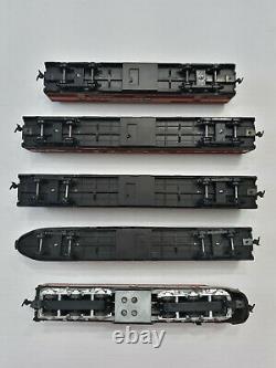 Southern Pacific HO Scale Train Set Locomotive Engine #6009 & 4 Cars Must See