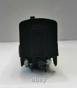 Southern Pacific HO Scale Train Set Locomotive Engine #6009 & 4 Cars Must See
