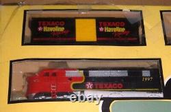 Texaco HO Collector's 95th Anniversary Train Set Limited Edition # 1303 NIB